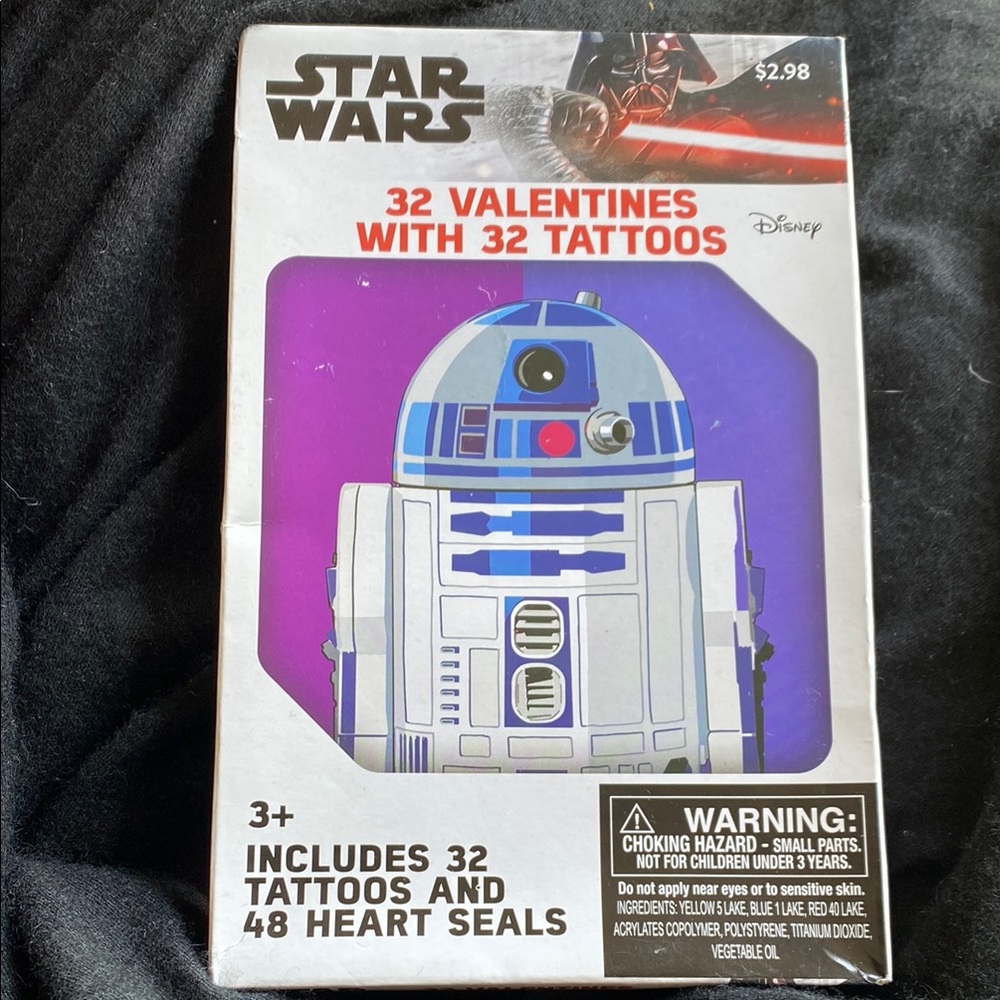 Star Wars 32 Valentines Cards & 32 Tattoos With Heart Sealed Stickers BRAND NEW